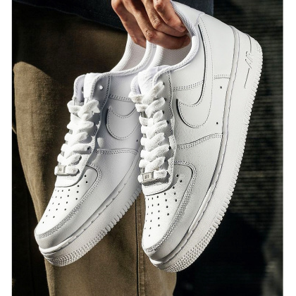 Buty NIKE Air Force 1 '07 Białe Triple White