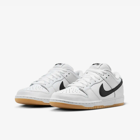 Buty NIKE SB Dunk Low Pro - Białe CD2563-101