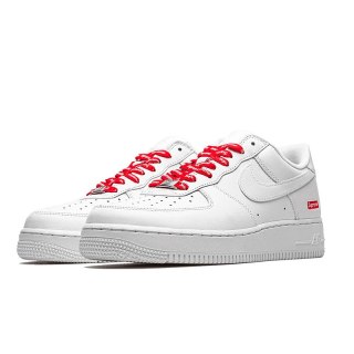 Buty sportowe NIKE Air Force 1 - Supreme Białe DN1431-102