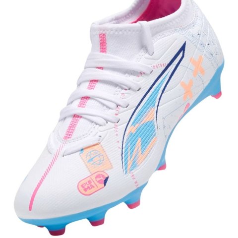 Buty piłkarskie Puma Ultra 5 Match Vol. Up FG/AG Jr 108065 01