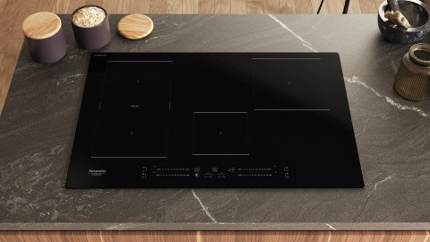 Płyta indukcyjna HOTPOINT HS 1377C CPNE